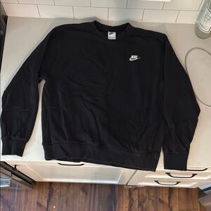 Nike Black Crewneck Sweater size medium offers accepted